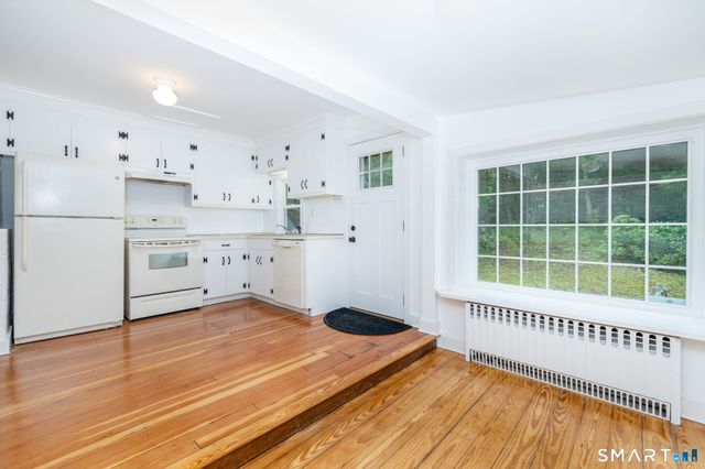 400 Thomaston Road, Watertown, CT 06795