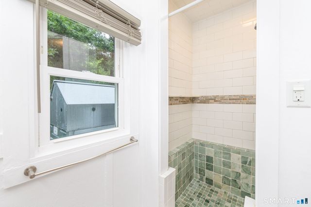 400 Thomaston Road, Watertown, CT 06795