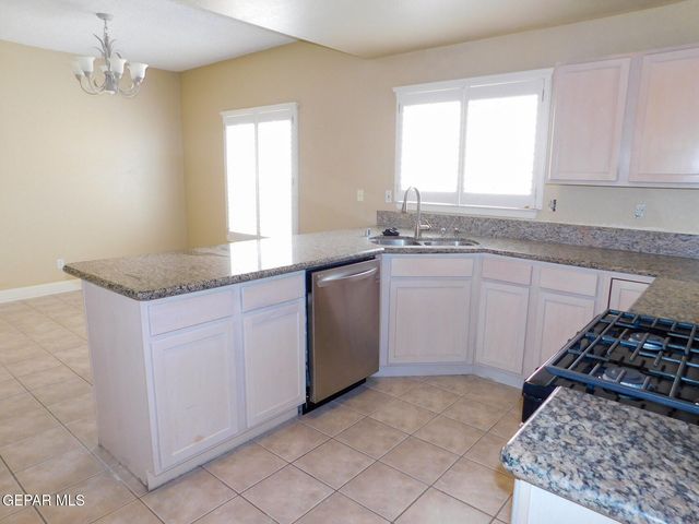 917 TECATE Place, El Paso, TX 79912