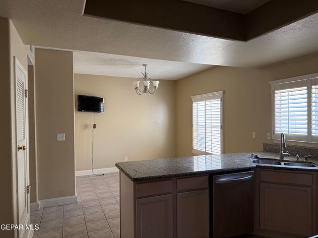 917 TECATE Place, El Paso, TX 79912