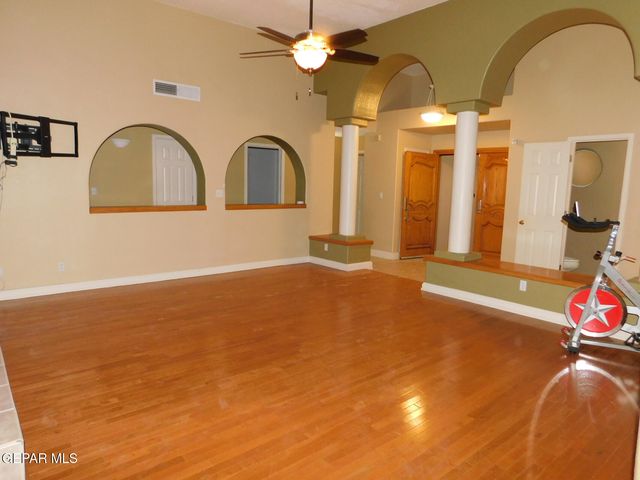 917 TECATE Place, El Paso, TX 79912