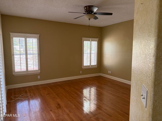 917 TECATE Place, El Paso, TX 79912