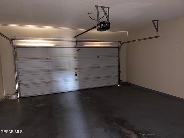 917 TECATE Place, El Paso, TX 79912