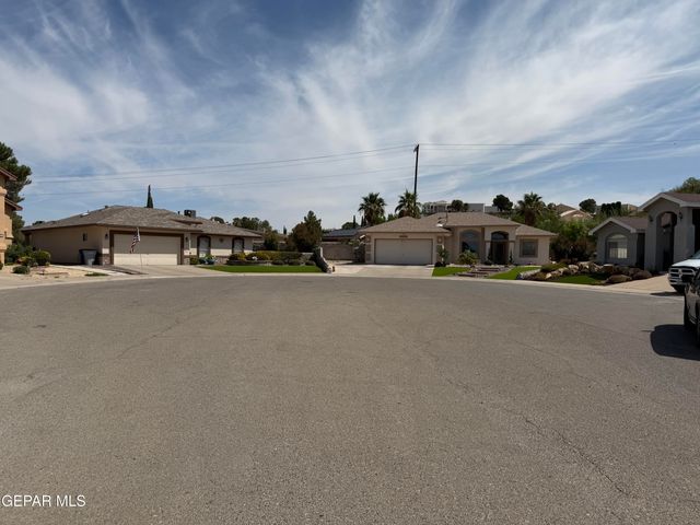 917 TECATE Place, El Paso, TX 79912