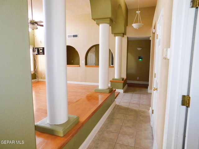 917 TECATE Place, El Paso, TX 79912