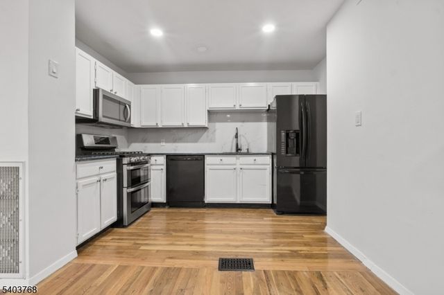 109 Grand Ave, Englewood City, NJ 07631