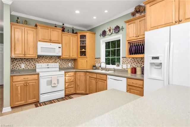 5222 N NC Highway 16, Millers Creek, NC 28651