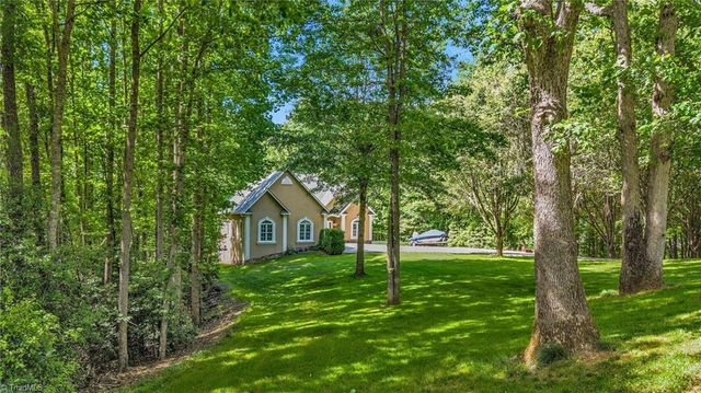 5222 N NC Highway 16, Millers Creek, NC 28651