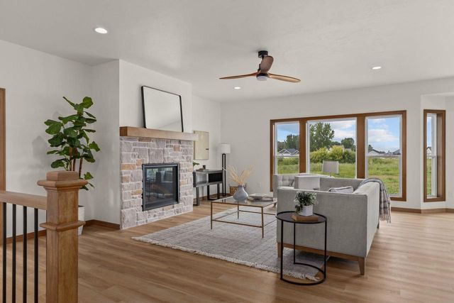 264 KERRIGAN DRIVE, Wrightstown, WI 54180