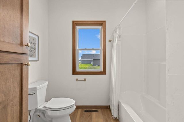 264 KERRIGAN DRIVE, Wrightstown, WI 54180