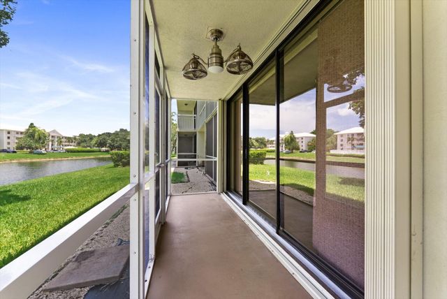 6205 BALBOA Circle 102, Boca Raton, FL 33433