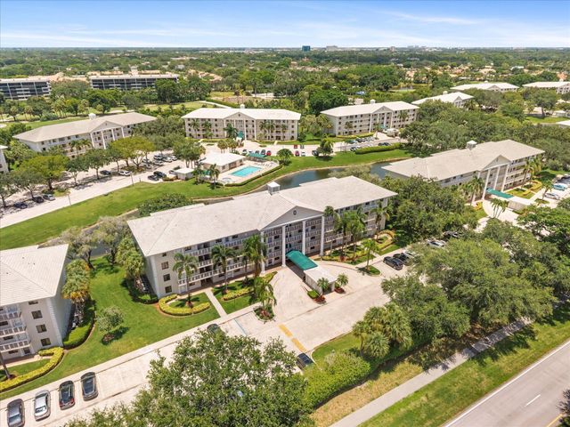 6205 BALBOA Circle 102, Boca Raton, FL 33433