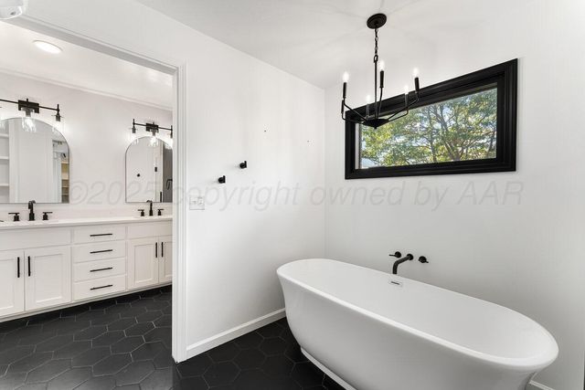 81 COUNTRY CLUB Drive, Canyon, TX 79015