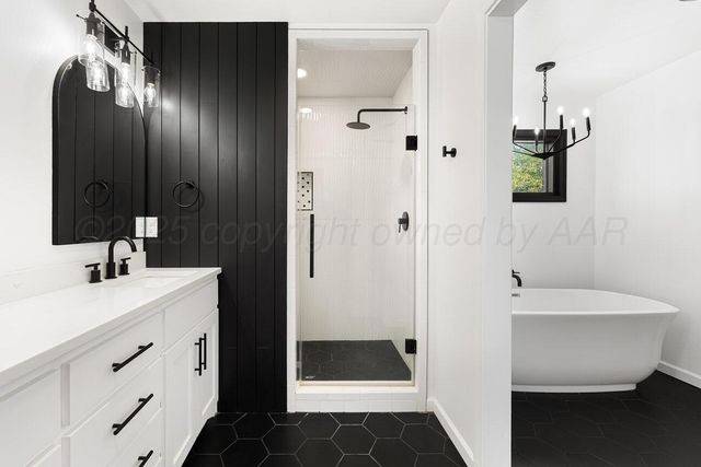 81 COUNTRY CLUB Drive, Canyon, TX 79015