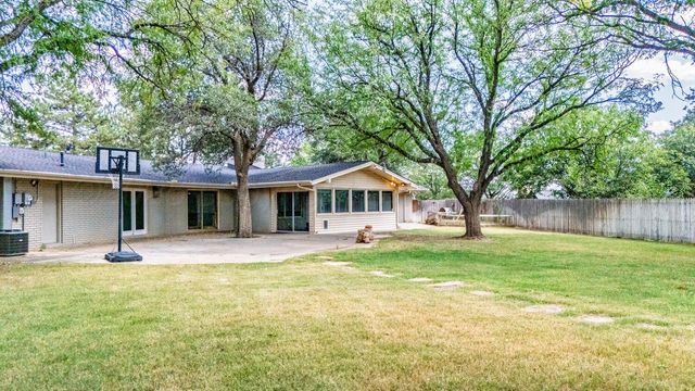 81 COUNTRY CLUB Drive, Canyon, TX 79015