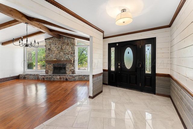 81 COUNTRY CLUB Drive, Canyon, TX 79015