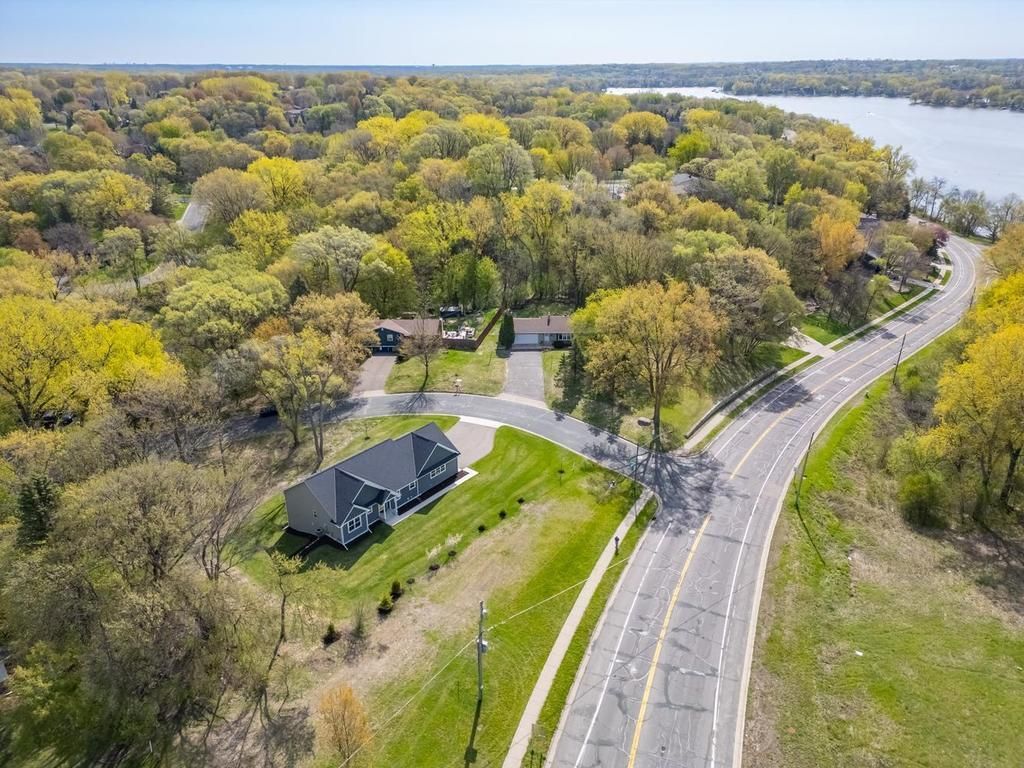 15110 Eileen Circle, Burnsville, MN 55306