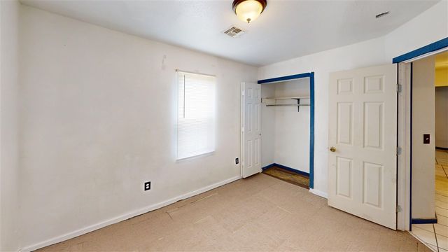 2721 SW I Ave, Lawton, OK 73505