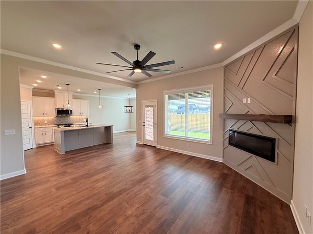 788 Dolcetto Street, Tontitown, AR 72762