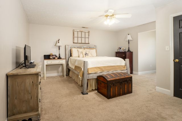 1004 Chariot Drive, Soddy Daisy, TN 37379