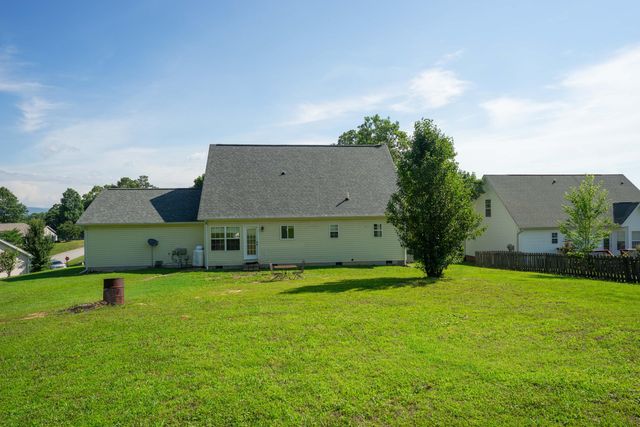 1004 Chariot Drive, Soddy Daisy, TN 37379