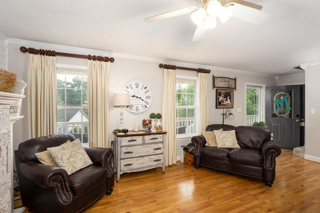 1004 Chariot Drive, Soddy Daisy, TN 37379