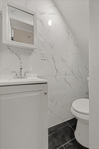 90-48 204 Street, Hollis, NY 11423