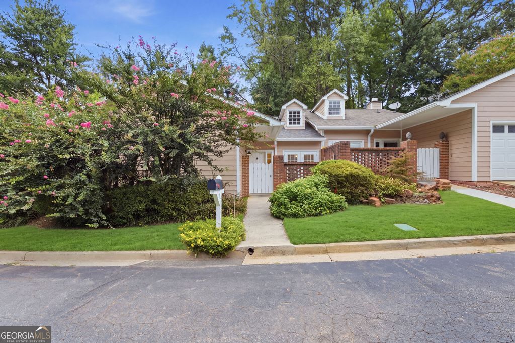 2958 Crosswycke Forest Drive NE, Brookhaven, GA 30319 — exterior
