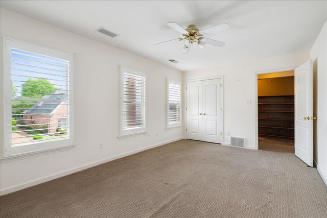 937 N WARWICK OAKS LN N, Collierville, TN 38017