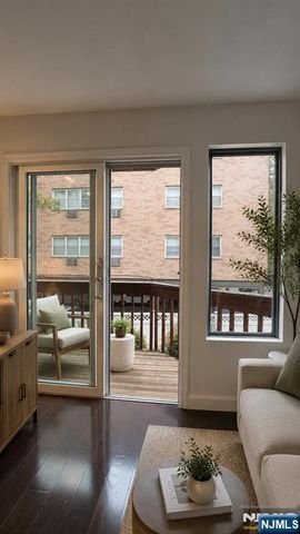 31 Fairmount Avenue 6A, Hackensack, NJ 07601