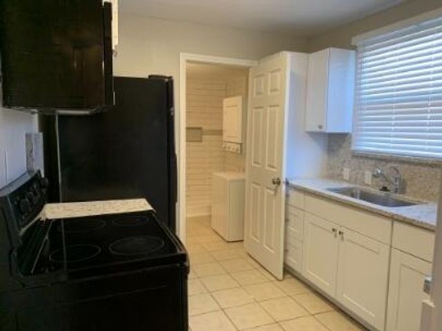 2324 16th Street, A, Lubbock, TX 79401