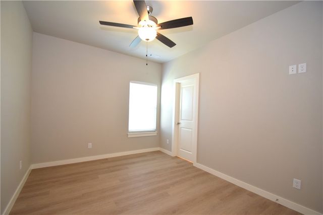 1701 SW Poigai Way 2, Bentonville, AR 72712