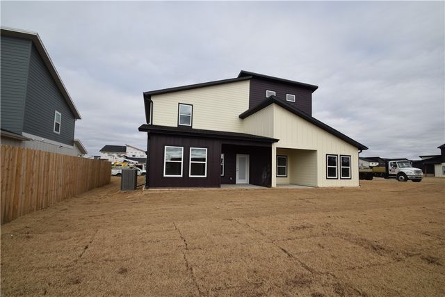 1701 SW Poigai Way 2, Bentonville, AR 72712