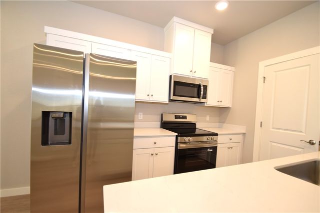 1701 SW Poigai Way 2, Bentonville, AR 72712