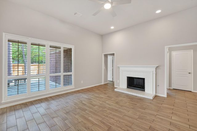 18 Maize Meadow Place, The Woodlands, TX 77381