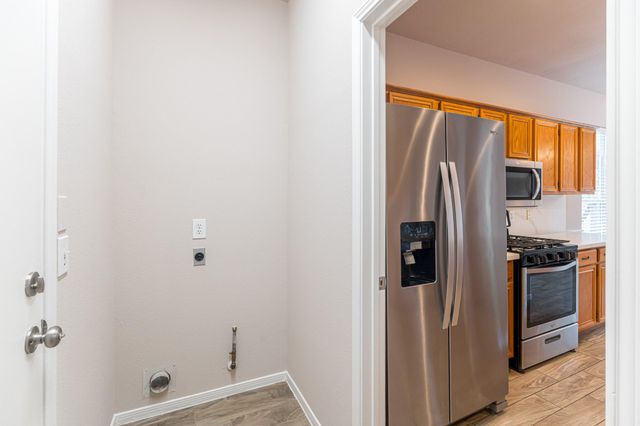 18 Maize Meadow Place, The Woodlands, TX 77381