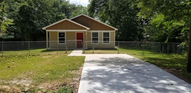 1110 N 9th Street, Conroe, TX 77301