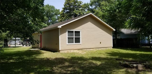 1110 N 9th Street, Conroe, TX 77301