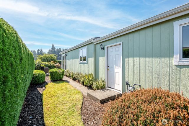 5902 89th Street Ct E #11, Puyallup, WA 98371