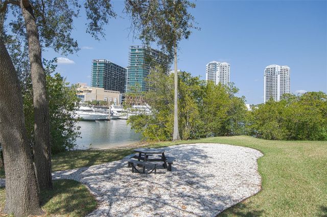 858 NORMANDY TRACE ROAD, Tampa, FL 33602