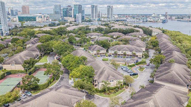858 NORMANDY TRACE ROAD, Tampa, FL 33602