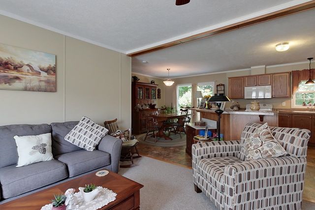 6 Mapleshade Drive, Nashua, NH 03062