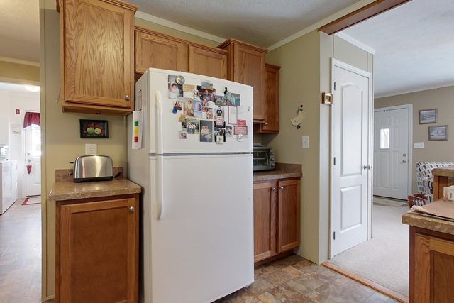 6 Mapleshade Drive, Nashua, NH 03062