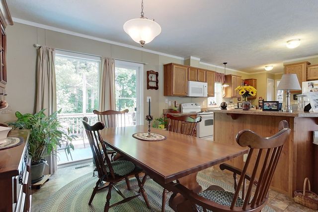 6 Mapleshade Drive, Nashua, NH 03062