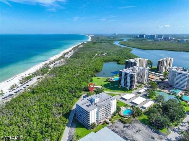 5 Bluebill AVE 108s, Naples, FL 34108