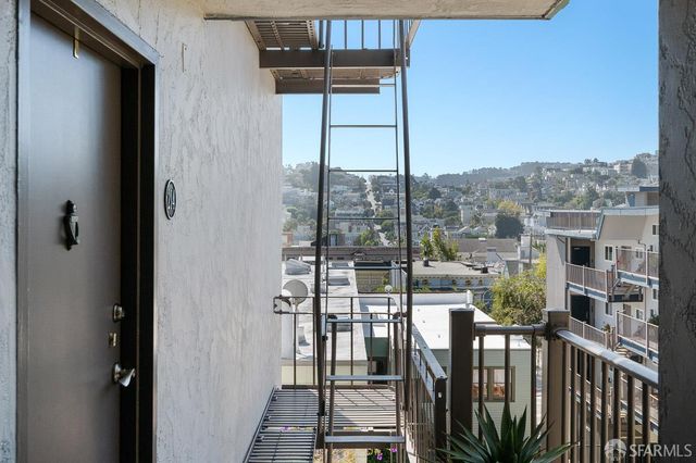 4096 17th Street 212, San Francisco, CA 94114