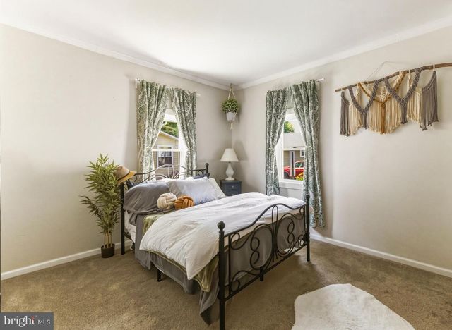337 JACKSON AVE, Carneys Point, NJ 08069