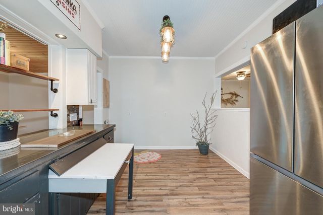 337 JACKSON AVE, Carneys Point, NJ 08069