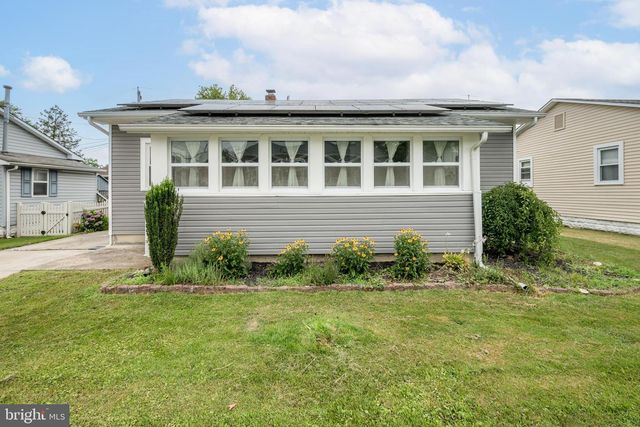 337 JACKSON AVE, Carneys Point, NJ 08069