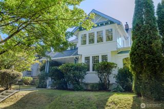 203 17th Avenue SW, Olympia, WA 98501